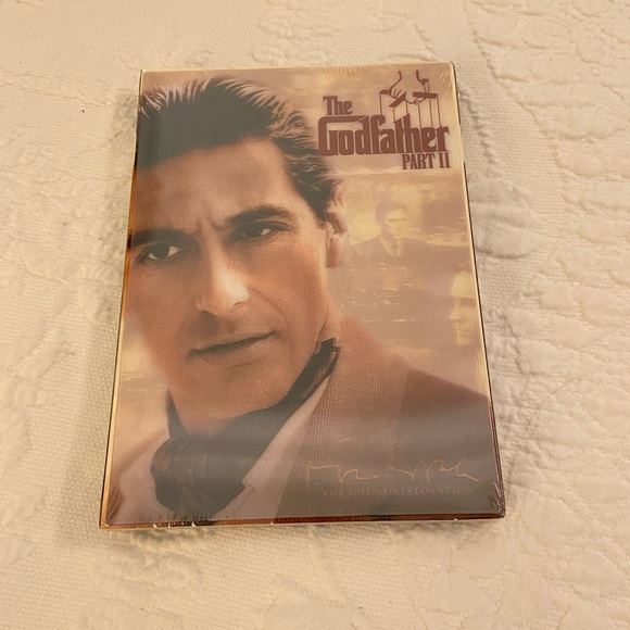 The Godfather Trilogy DVD Set - Picture 5 of 6